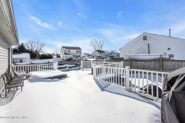 83 Georgetown Boulevard, Barnegat, NJ 08005