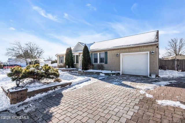 83 Georgetown Boulevard, Barnegat, NJ 08005