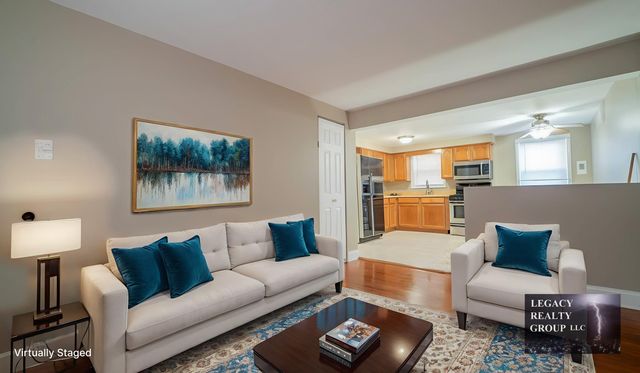 2336 Union Street 4, Blue Island, IL 60406