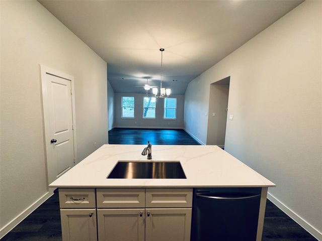 935 Road 5203, Cleveland, TX 77327