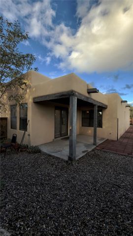 2816 Plaza Verde, Santa Fe, NM 87507