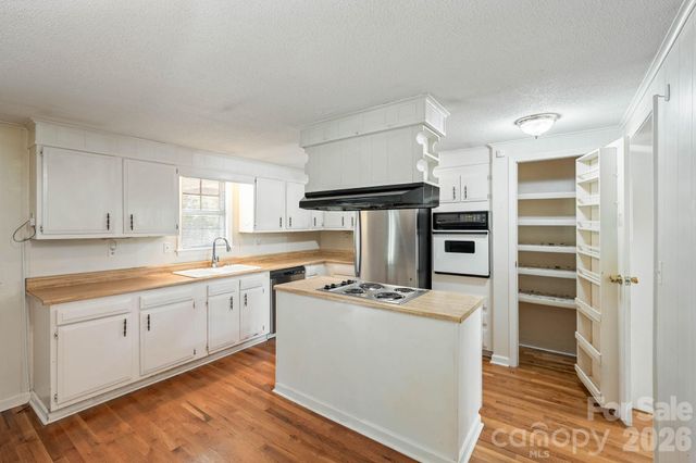 2107 Beth Haven Church Road, Denver, NC 28037