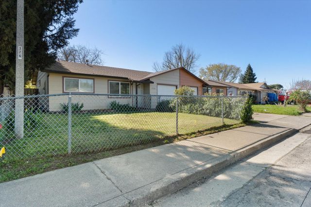 3524 Gardenia Street, Anderson, CA 96007