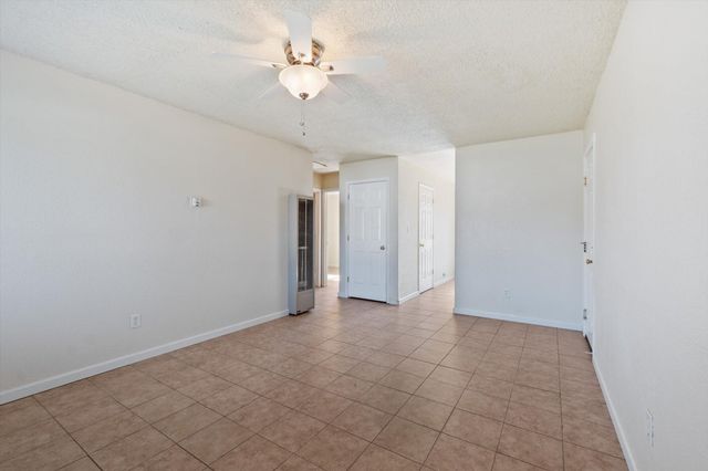 3524 Gardenia Street, Anderson, CA 96007