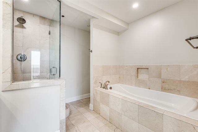 5909 Luther Lane 1006, Dallas, TX 75225
