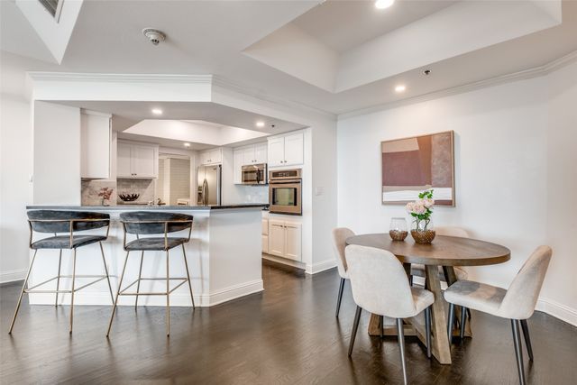 5909 Luther Lane 1006, Dallas, TX 75225