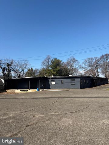 62 SUBURBAN BLVD, Delran, NJ 08075