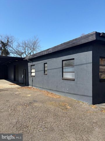 62 SUBURBAN BLVD, Delran, NJ 08075