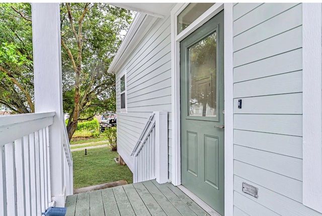 2311 Mary Moody Northern Street, Galveston, TX 77551