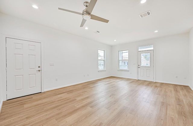 2311 Mary Moody Northern Street, Galveston, TX 77551