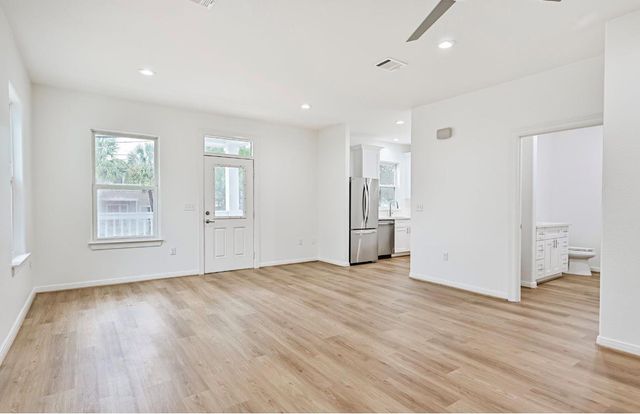 2311 Mary Moody Northern Street, Galveston, TX 77551