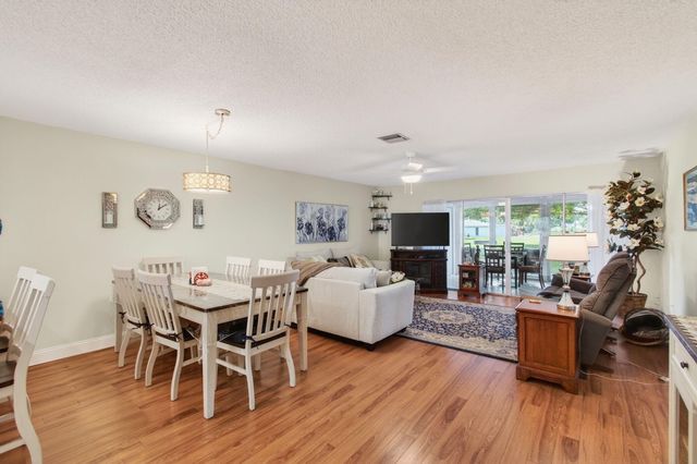 5452 Poppy Place D, Delray Beach, FL 33484