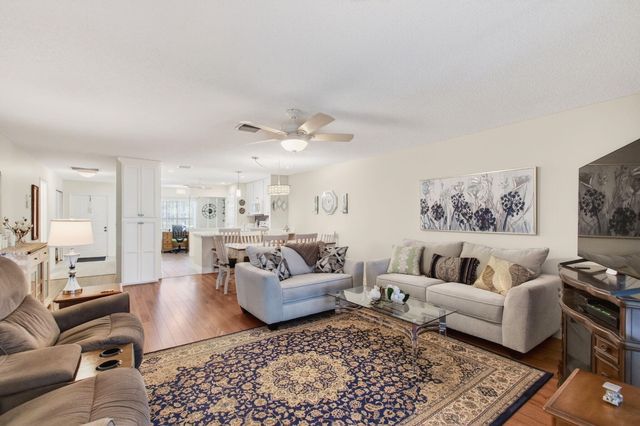 5452 Poppy Place D, Delray Beach, FL 33484