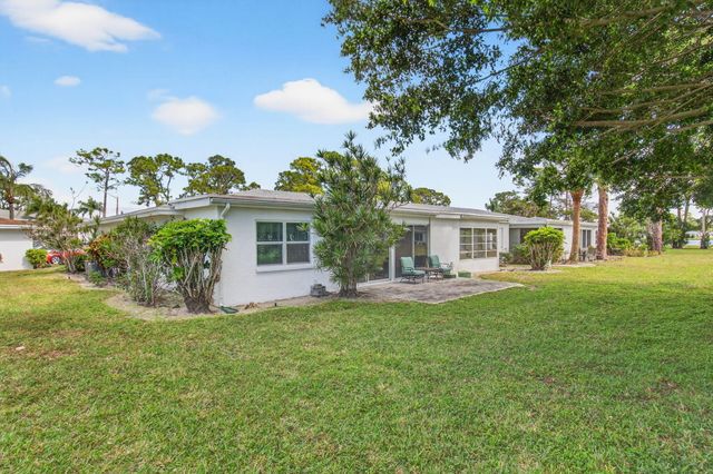 5452 Poppy Place D, Delray Beach, FL 33484