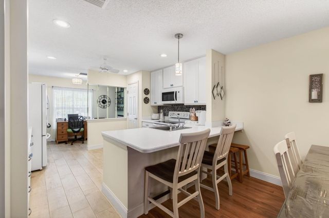 5452 Poppy Place D, Delray Beach, FL 33484