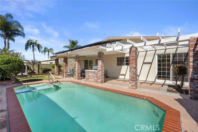 5562 Thelma Avenue, La Palma, CA 90623