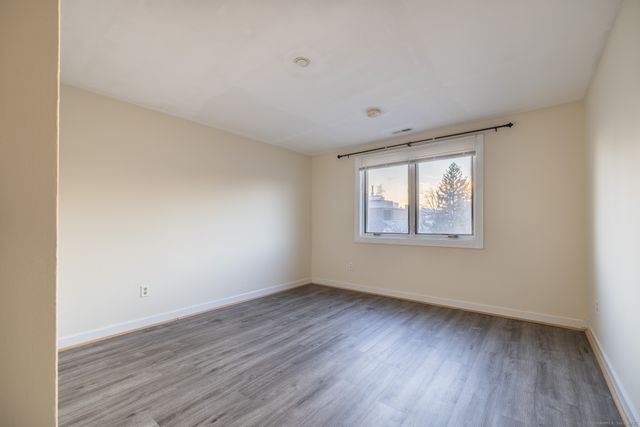 980 Lindley Street 304F, Bridgeport, CT 06606