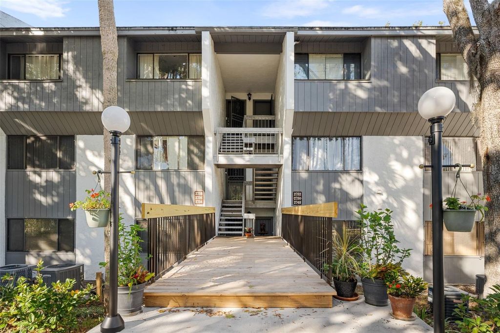 2754 SW 14TH DRIVE 111, Gainesville, FL 32608