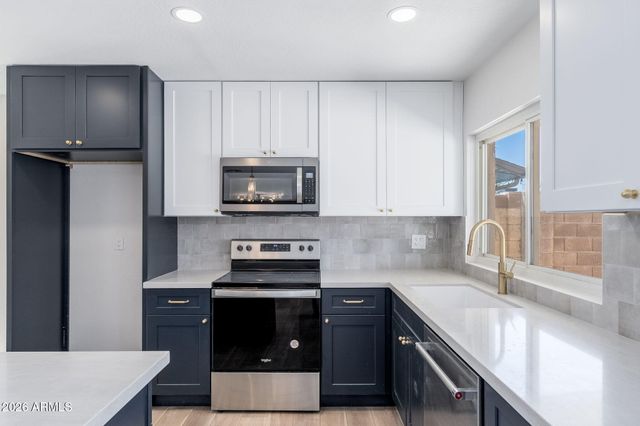 4816 W COCHISE Drive, Glendale, AZ 85302
