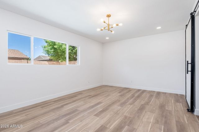 4816 W COCHISE Drive, Glendale, AZ 85302