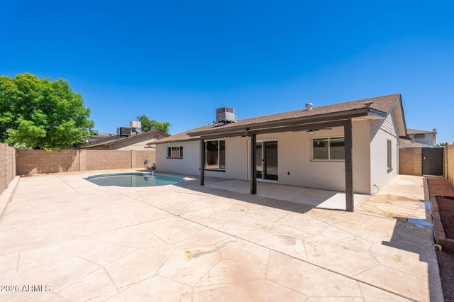 4816 W COCHISE Drive, Glendale, AZ 85302