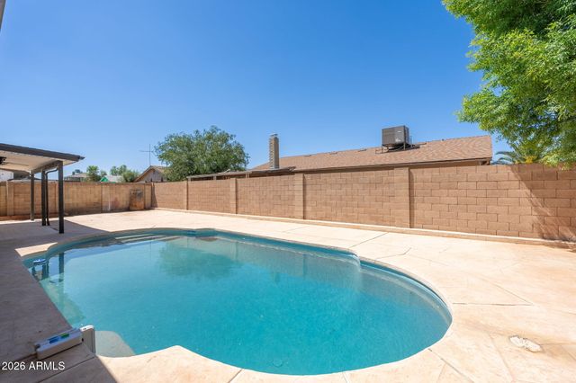 4816 W COCHISE Drive, Glendale, AZ 85302