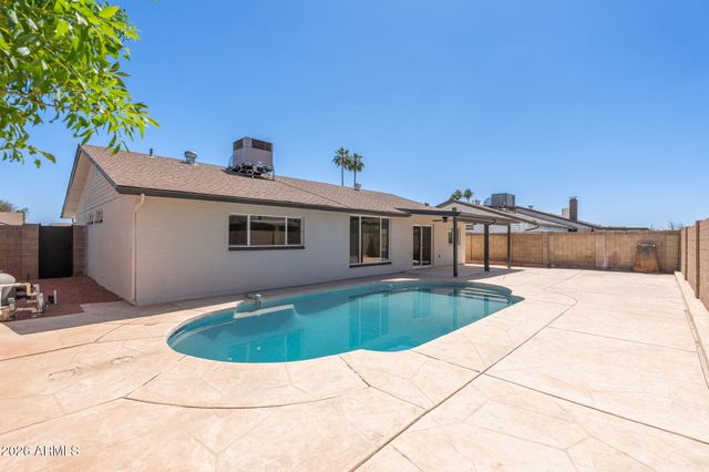 4816 W COCHISE Drive, Glendale, AZ 85302