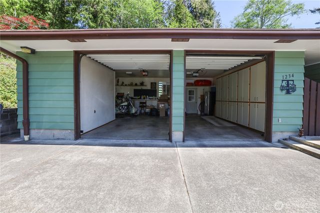 1234 Friedlander Drive, Aberdeen, WA 98520