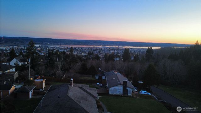 1234 Friedlander Drive, Aberdeen, WA 98520