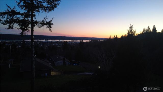 1234 Friedlander Drive, Aberdeen, WA 98520