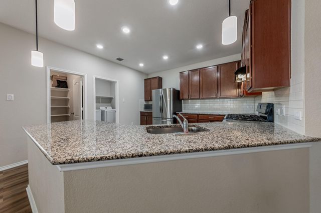 1113 Arbor Acres LOOP, Leander, TX 78641