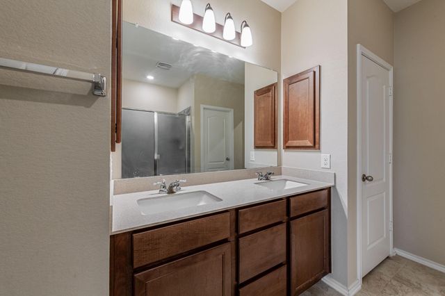 1113 Arbor Acres LOOP, Leander, TX 78641