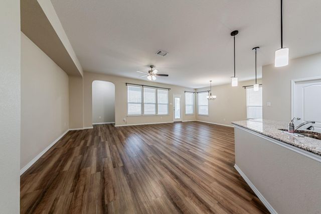 1113 Arbor Acres LOOP, Leander, TX 78641