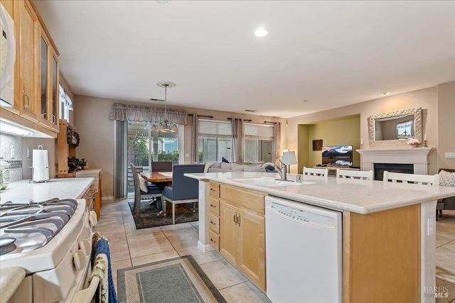 328 Colonial Way, Rio Vista, CA 94571