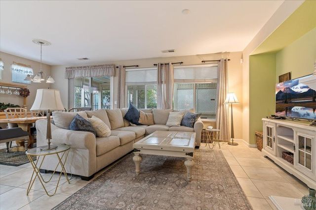 328 Colonial Way, Rio Vista, CA 94571