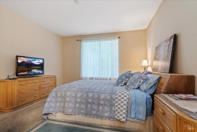 328 Colonial Way, Rio Vista, CA 94571