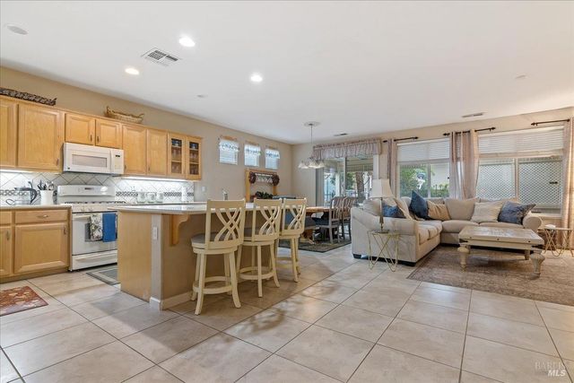 328 Colonial Way, Rio Vista, CA 94571