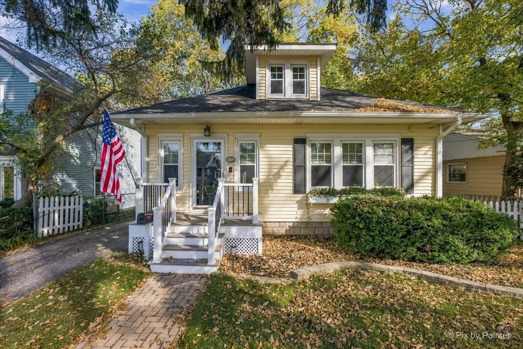 143 N HAGER Avenue, Barrington, IL 60010 — exterior