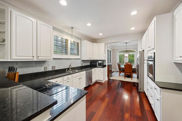 1005 Island Crossing Drive, Hanahan, SC 29410