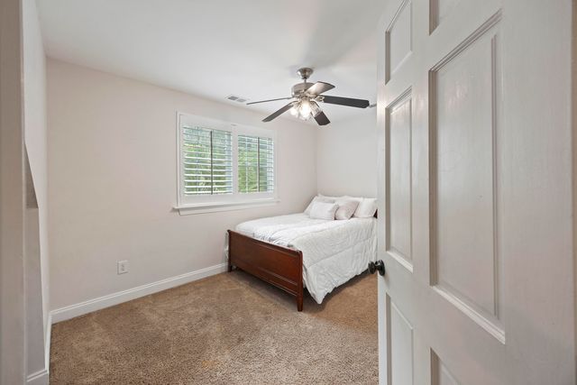 1005 Island Crossing Drive, Hanahan, SC 29410