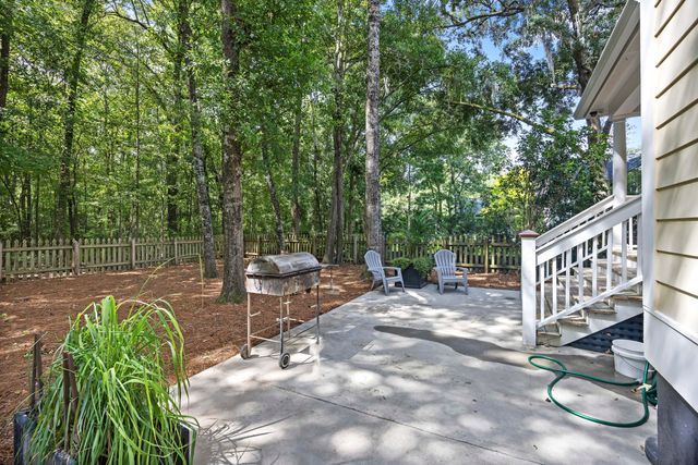 1005 Island Crossing Drive, Hanahan, SC 29410