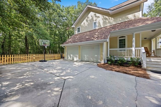 1005 Island Crossing Drive, Hanahan, SC 29410