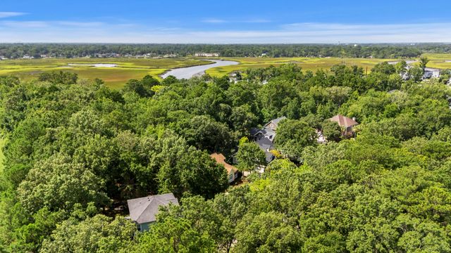 1005 Island Crossing Drive, Hanahan, SC 29410