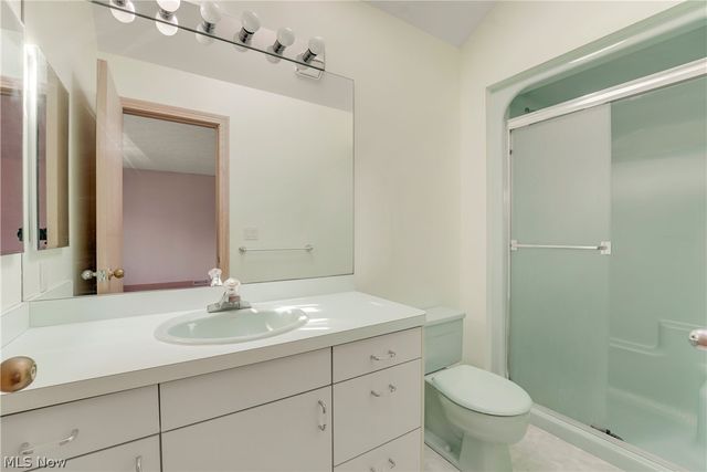 13015 Pearl Road, Chardon, OH 44024