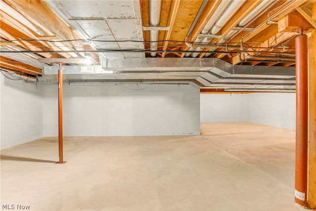 13015 Pearl Road, Chardon, OH 44024