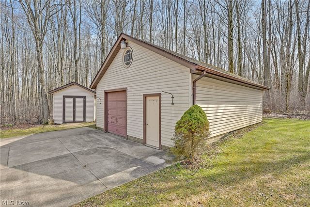 13015 Pearl Road, Chardon, OH 44024