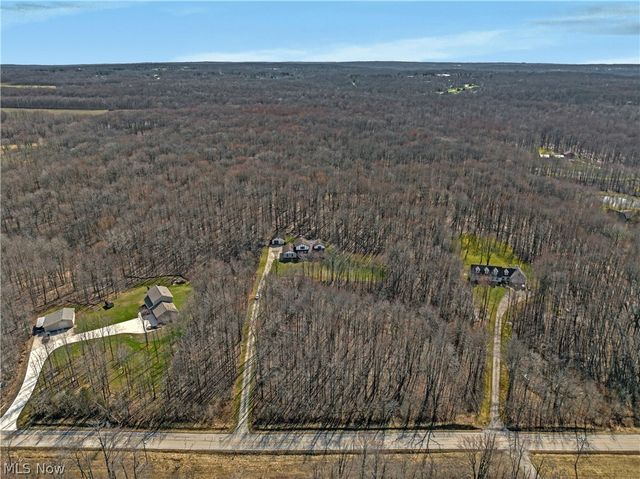 13015 Pearl Road, Chardon, OH 44024