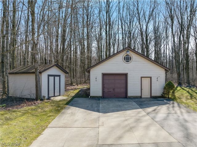 13015 Pearl Road, Chardon, OH 44024