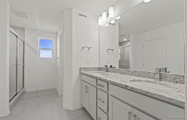 5576 E Spaniel Drive, Ann Arbor, MI 48108