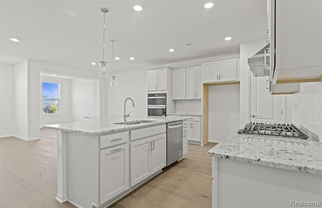 5576 E Spaniel Drive, Ann Arbor, MI 48108